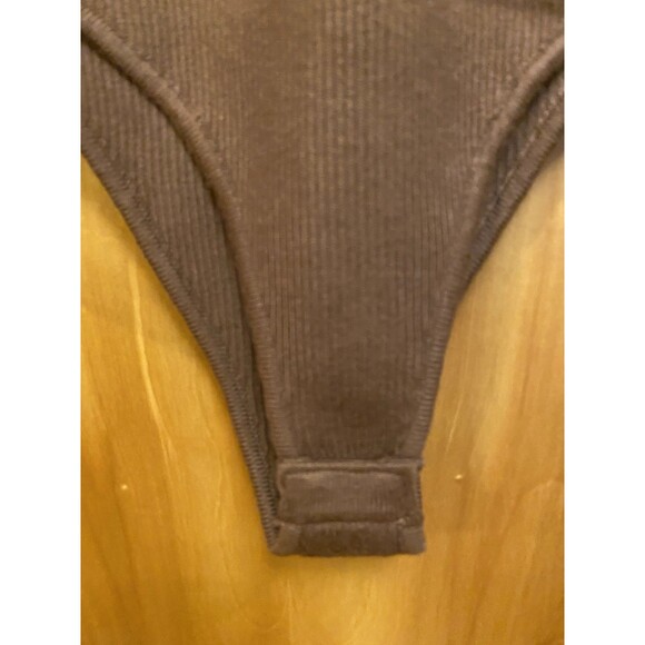 Any Day Of The Week Bodysuit - Tan Size Medium Long Sleeve Pullover - Picture 11 of 14